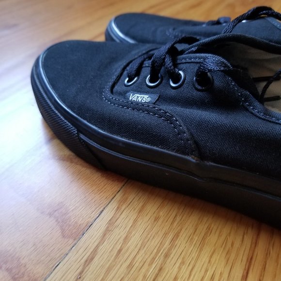 Vans - Picture 2 of 3
